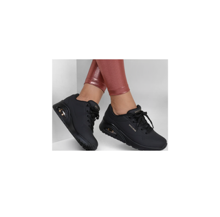 UNO - Stand on Air Trainer | Black