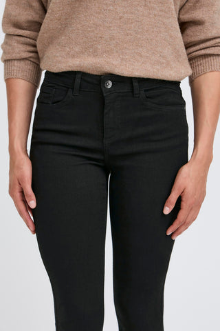 Luni Slim Jean | Black