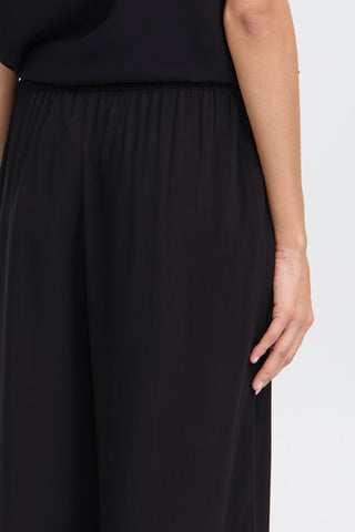 Mmjoella Cropped Trousers | Black