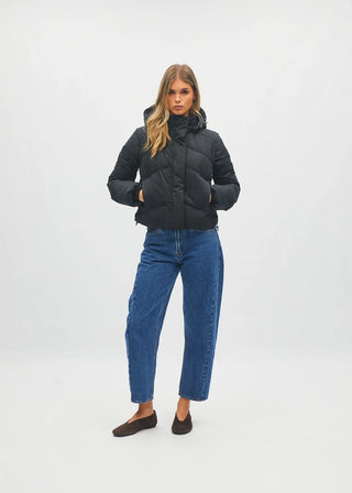 Roamer Jacket | Studio Black