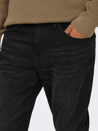 Weft Mid Rise Regular Jean | Black