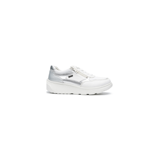 Ultra Light Trainer | White Silver