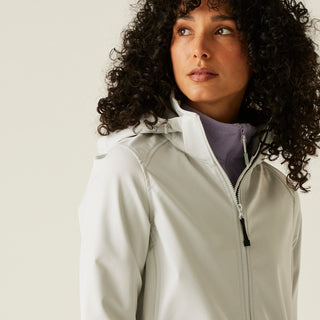 Women's Carisbrooke Softshell Jacket | Oyster Mushroom Wisteria